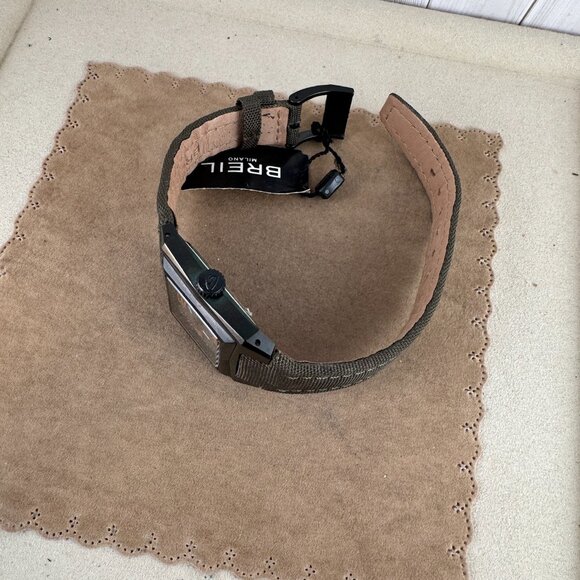 Spectacular Breil Milano BW0259 Asymmetrical Rectangular Orange Arabic Numerals - Picture 4 of 9